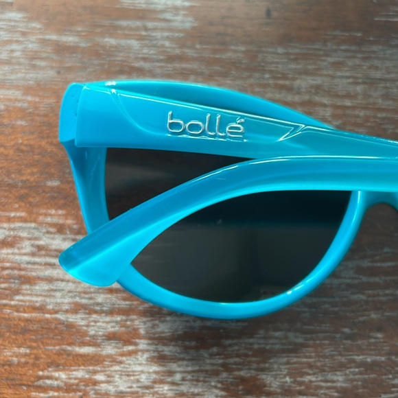 Bolle’ women’s Greta 12102 teal blue/ turquoise sunglasses main image 9